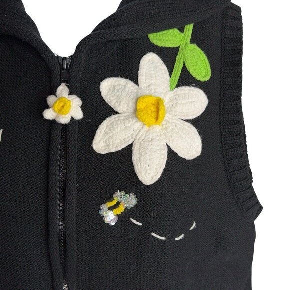 Quacker Factory Sweater Vest Daisy Bees Hooded Zip Up Embellished Embroidered Lg - Picture 8 of 11